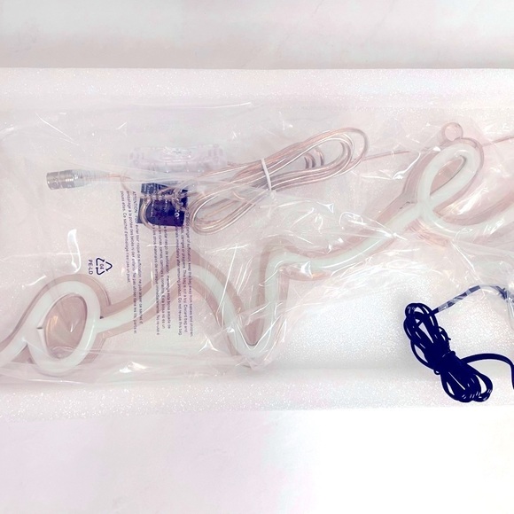 NEW Acrylic LOVE Neon Sign Electric Plug-In (New in Box) - Picture 6 of 8
